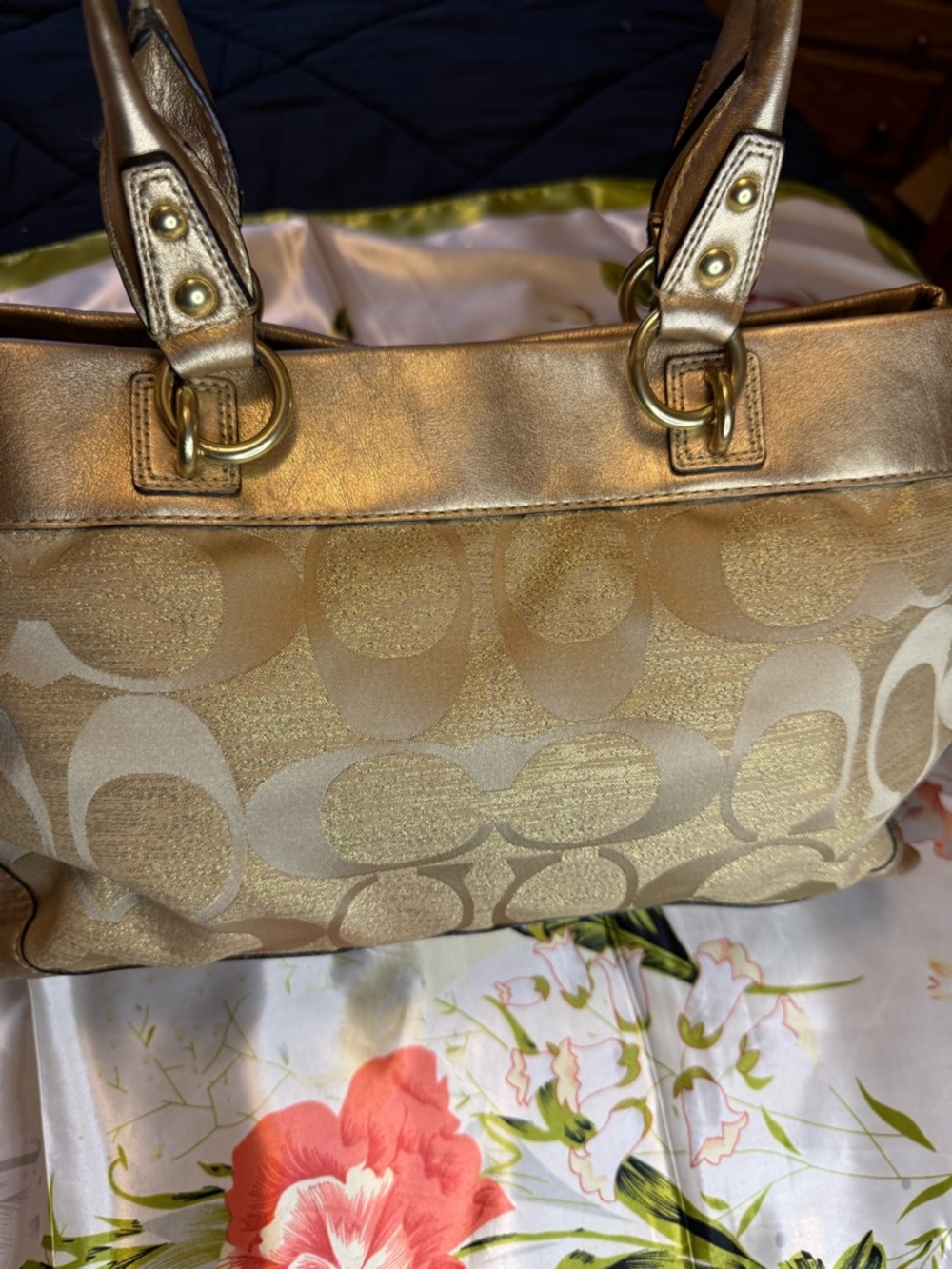 Coach Gold Signature Canvas Shoulder Bag - Picture 2 of 16